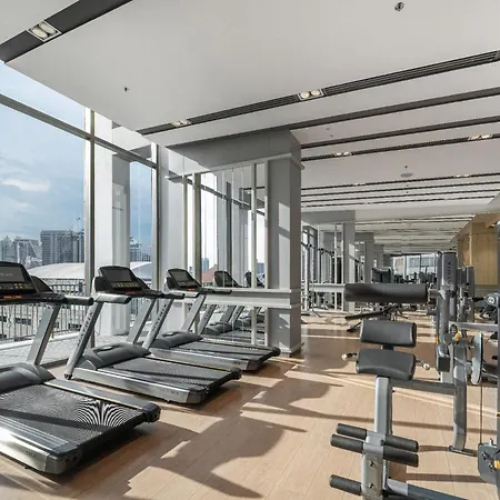 Oakwood Suites Bangkok-2